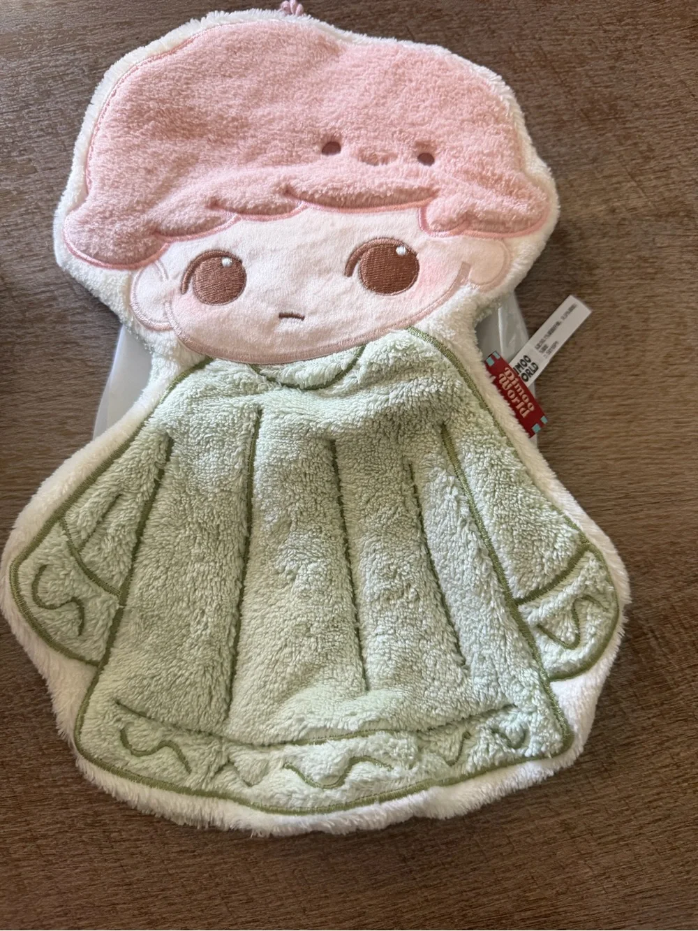 DIMOO WORLD Pink & Green Plush Hand Towel